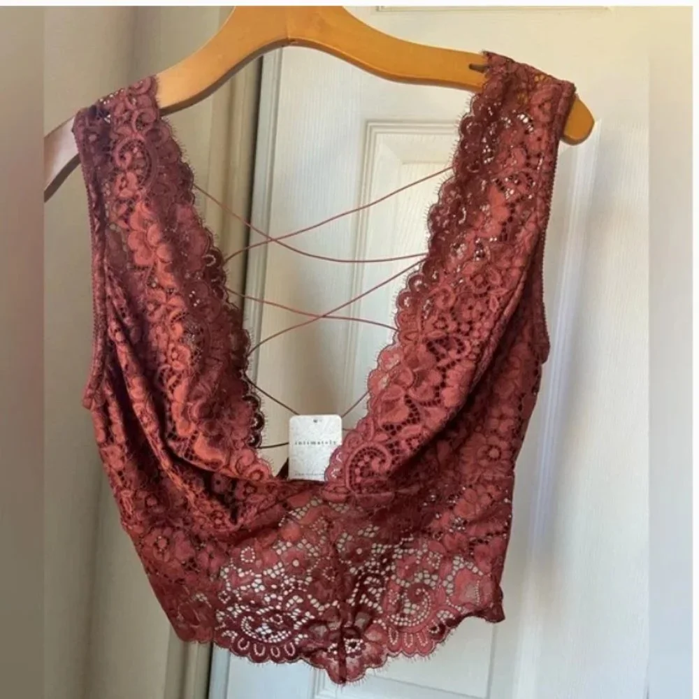 Free People stunning lace